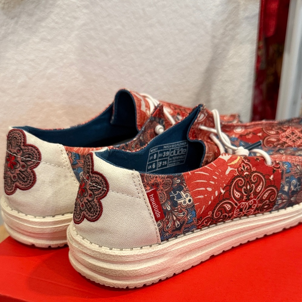 Hey Dude Red and Blue Paisley Sneakers size 8 - Picture 3 of 3